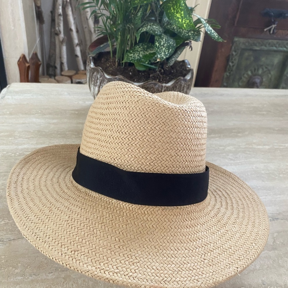Woman’s Tan Fedora Hat with Black Band Wide panel Perfect Vacation Island Beach